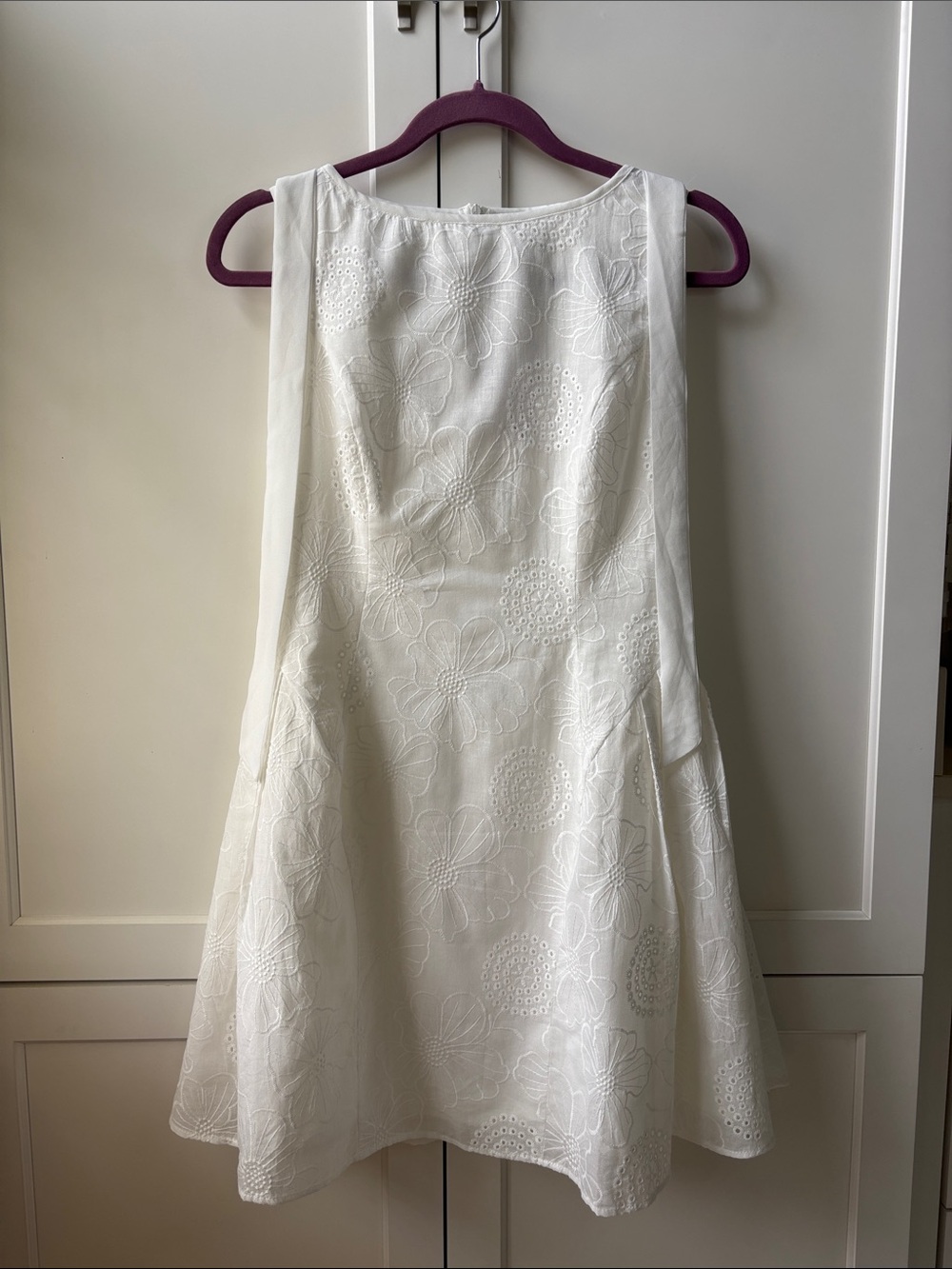 Rihoas White Floral Textured Mini Dress